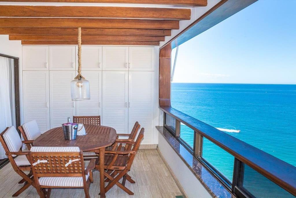 100 M2 Penthouse On The Beach. Patalavaca Bagian luar foto